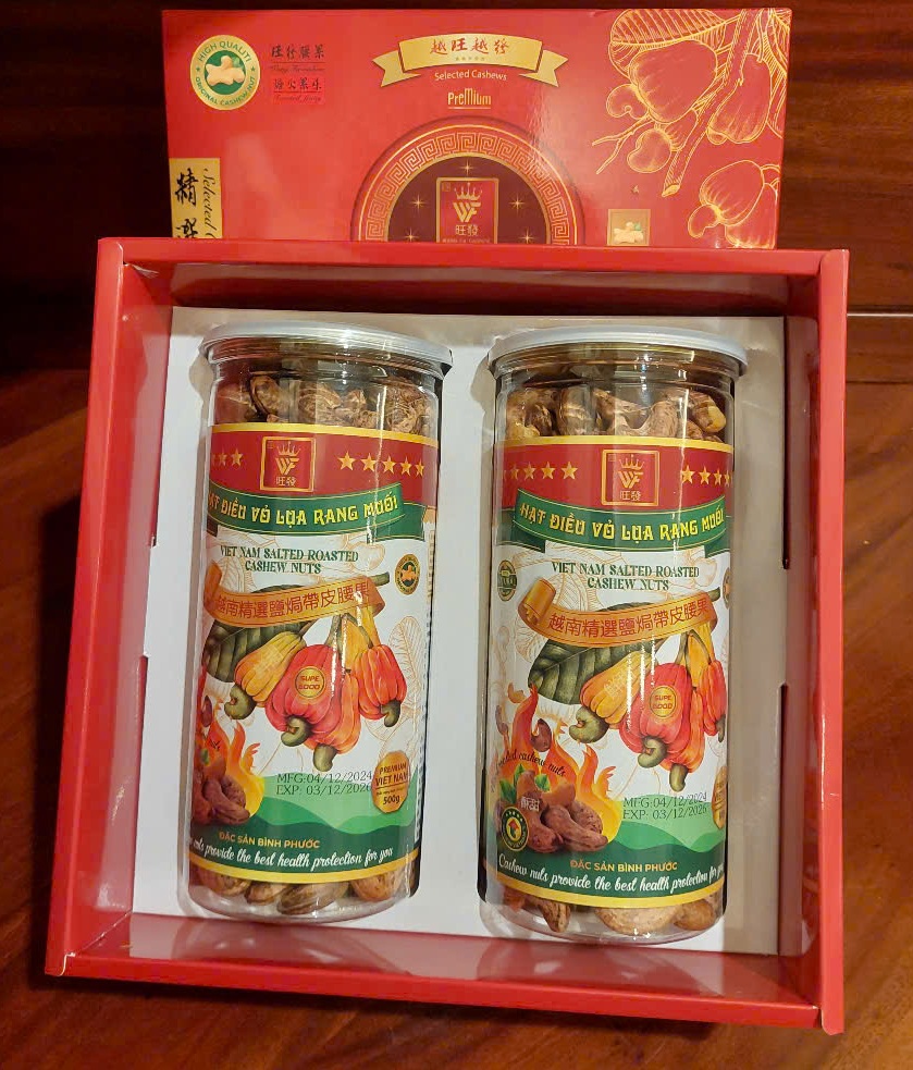 Hộp quà hạt điều rang muối chọn lọc